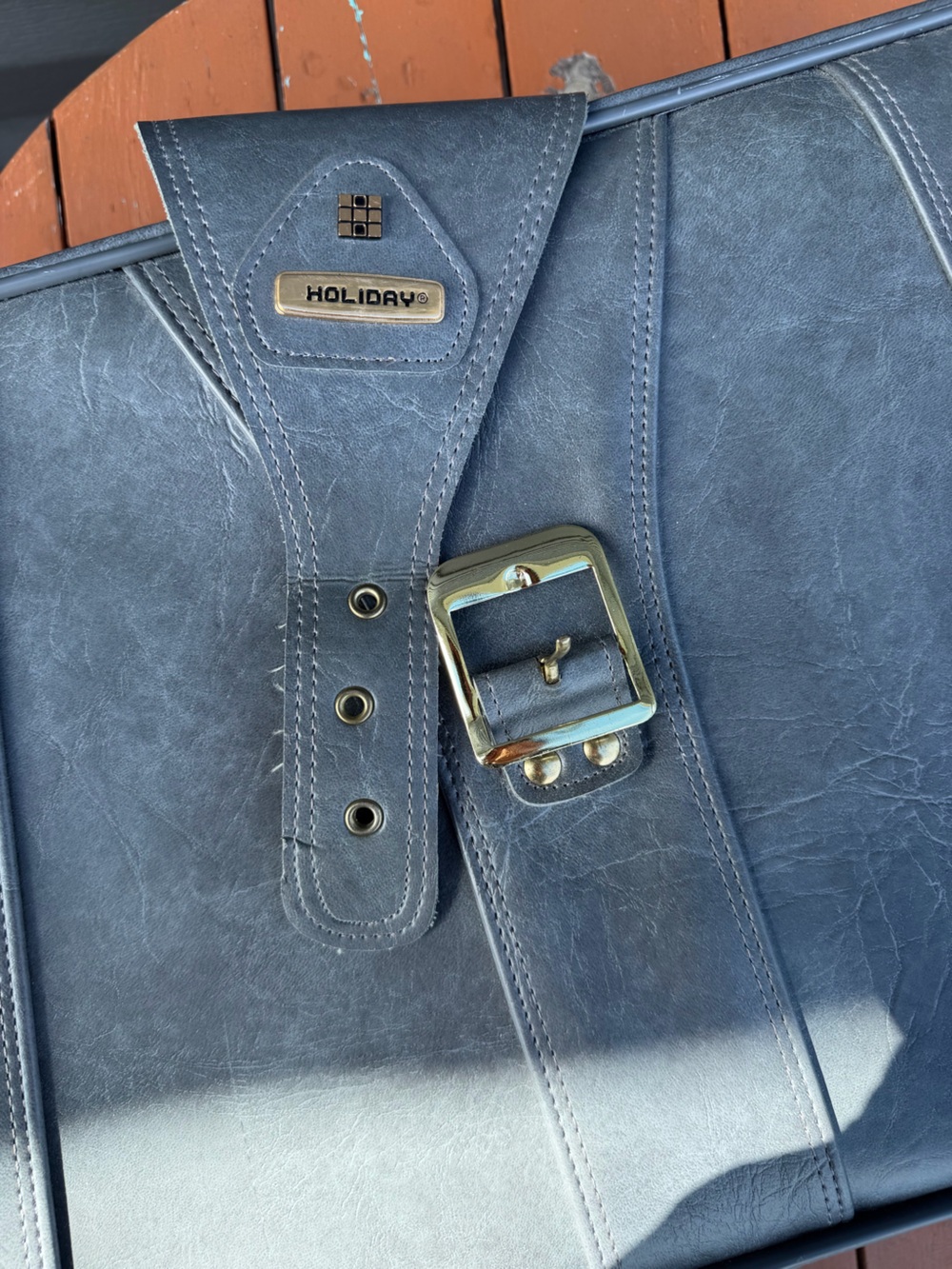 Holiday Suit Case with lock & key! - Vintage - Picture 6 of 16